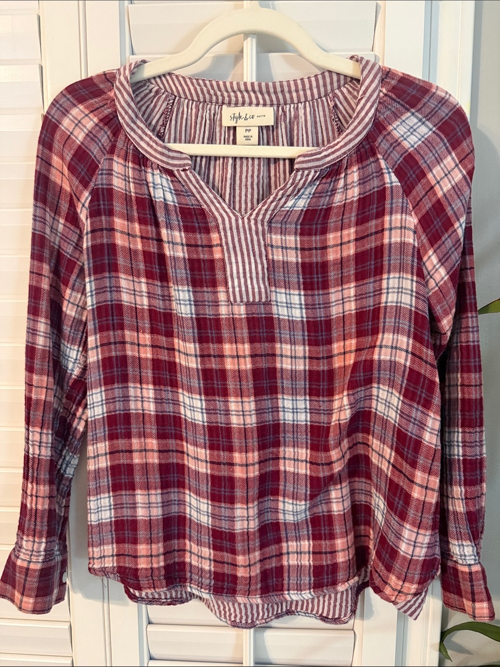 Style & Co. Red and Pink Plaid Long-Sleeve Tunic Top. Size PP